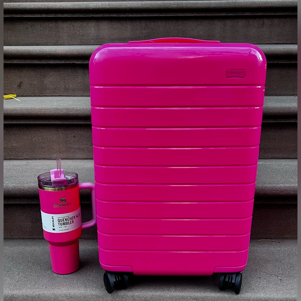 AWAY Pink Paradise Bigger Carry On Luggage 💕🎉 LIMITED EDITION